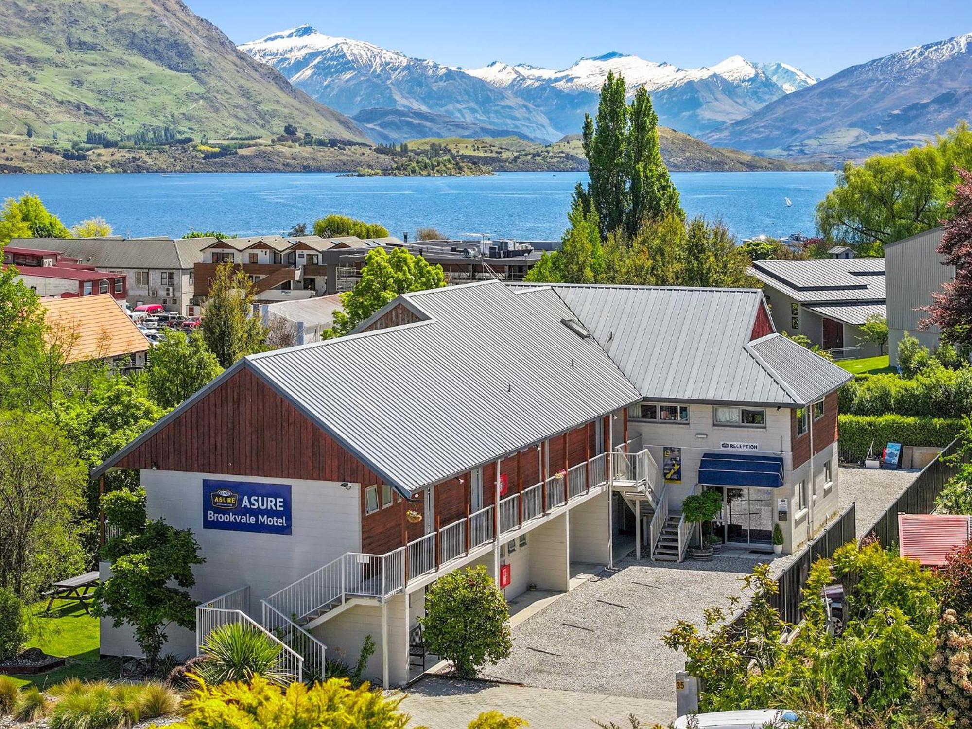 Asure Brookvale Motel Wanaka Bagian luar foto