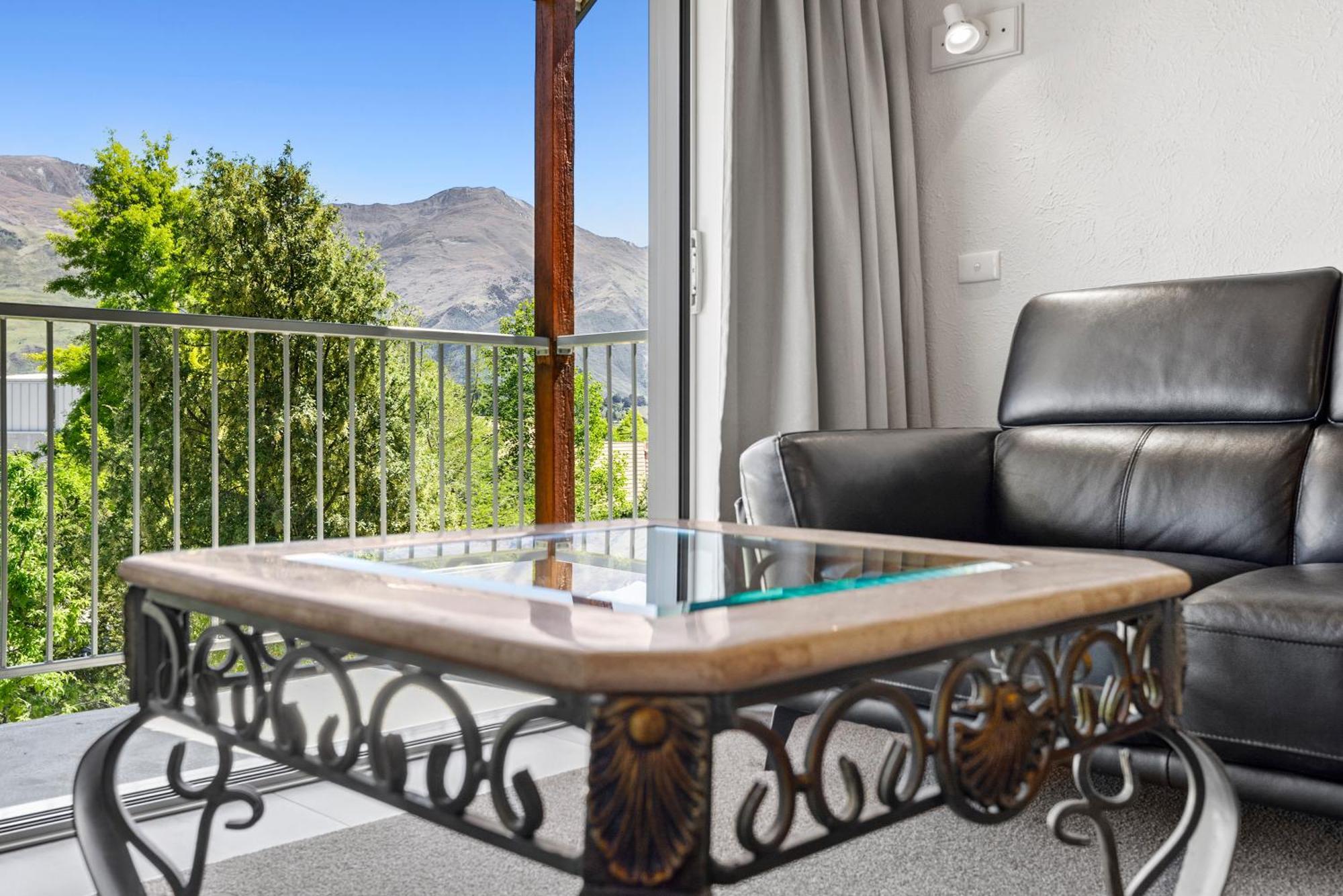 Asure Brookvale Motel Wanaka Bagian luar foto