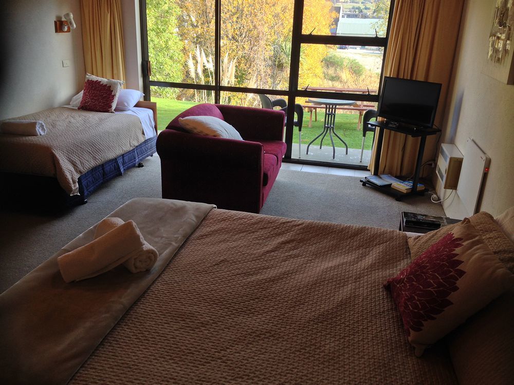 Asure Brookvale Motel Wanaka Bagian luar foto