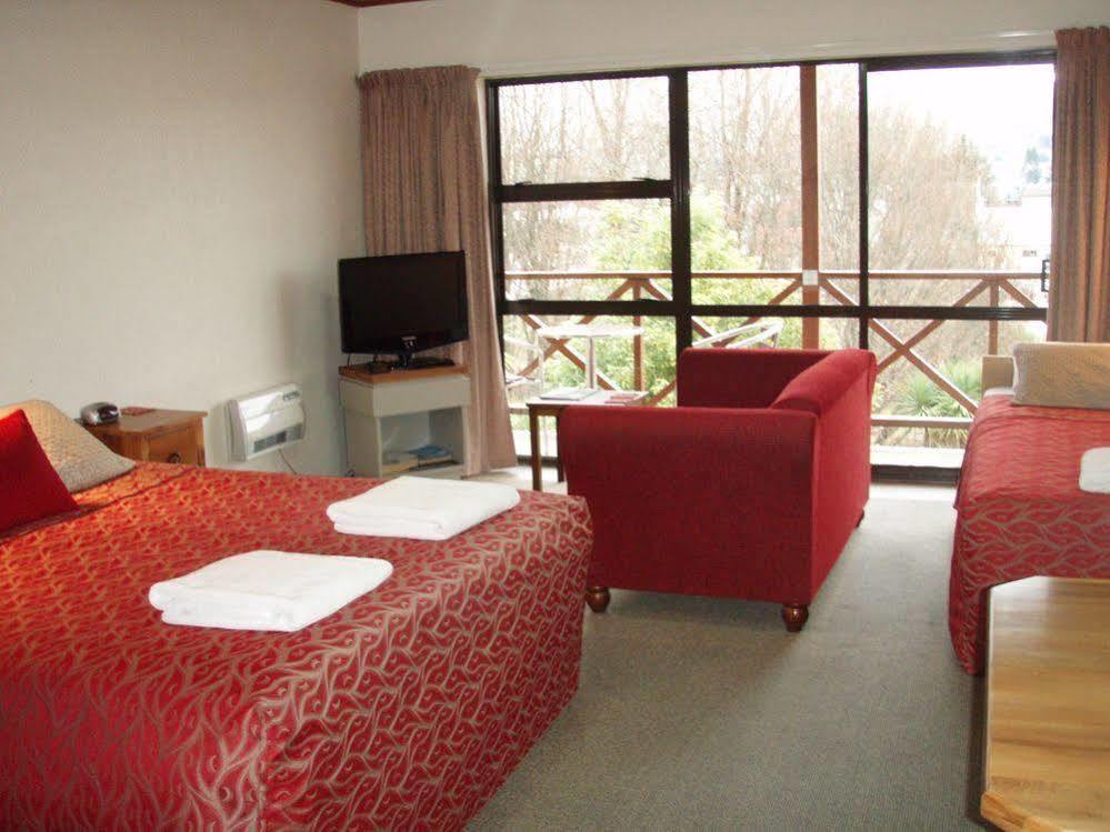 Asure Brookvale Motel Wanaka Bagian luar foto